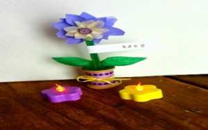 DIY Wedding Week - Spool and Paper Flower Place Card Holders - CreativeCynchronicity.com