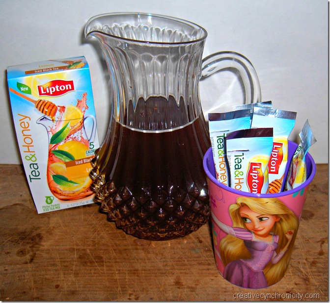 #FamilyTeaTime_with_Lipton_Pitcher Packets_ from_CreativeCynchronicity.com