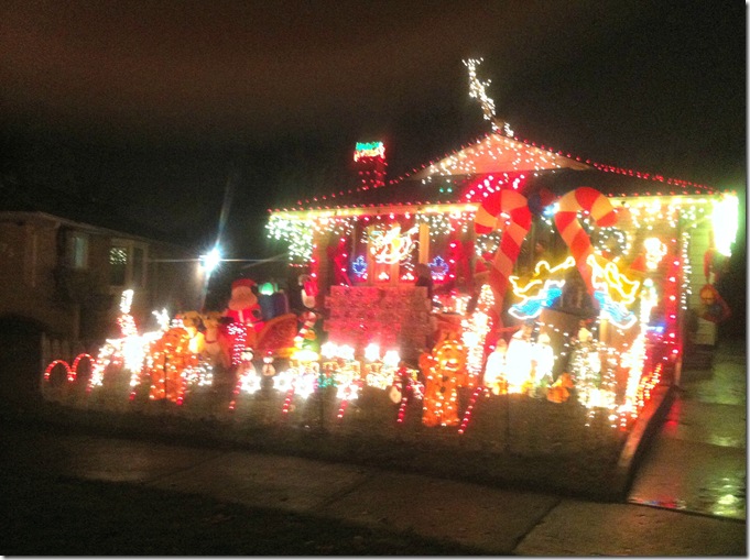 Christmas Light Display Bus Tour in London Ontario CreativeCynchronicity.com