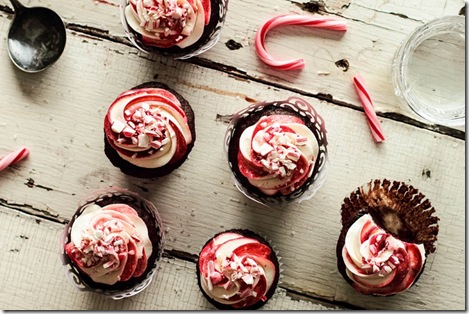 Candy-Cane-Cupcakes