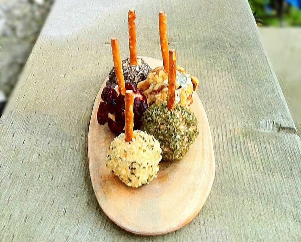 mini-cheese-ball-appetizers-on-a-stick-fb