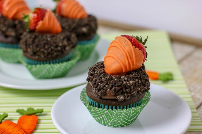 super cute carrot patch cupcakes