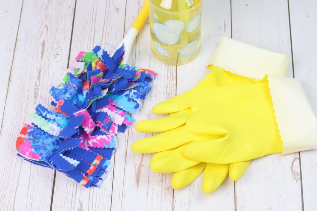 how to make an eco friendly DIY duster refill