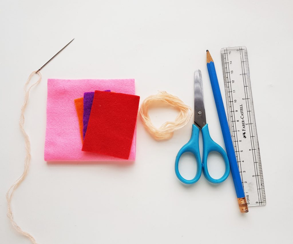 Paper Plate Purse Craft | AllFreeKidsCrafts.com