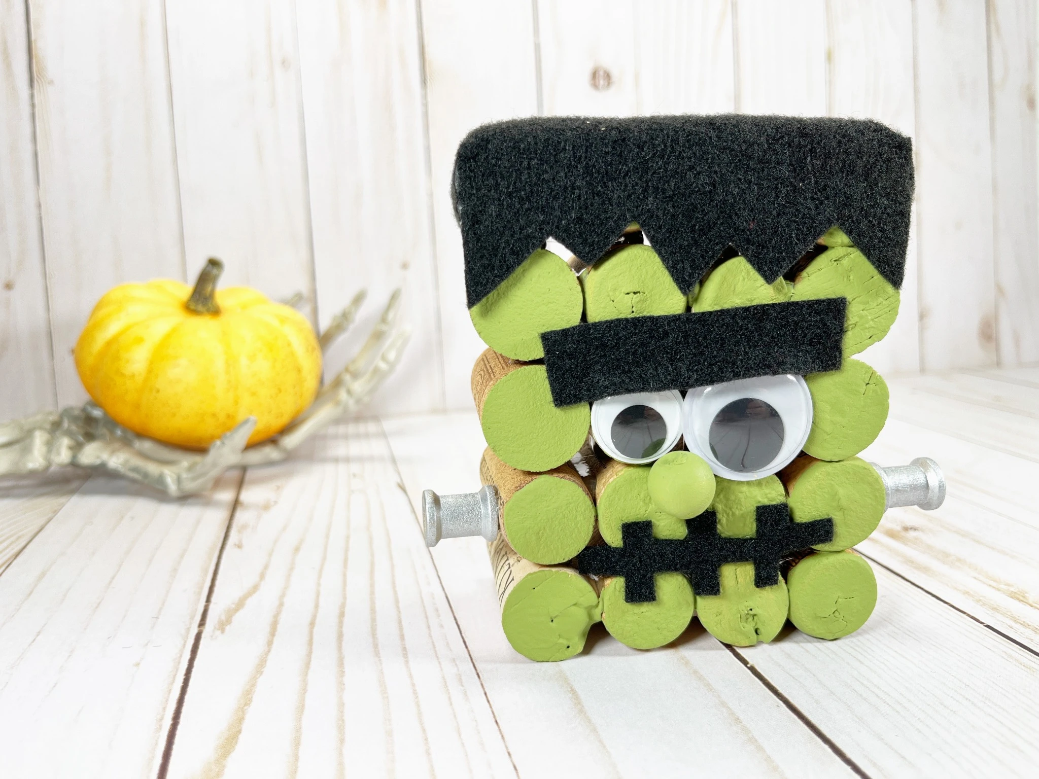 Recycled Wine Cork Frankenstein Craft - Creative Cynchronicity, image size:2048x1536